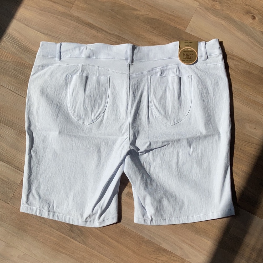 NWT sabrina lauren skinny fit stretch jean bermuda white short - Picture 4 of 15